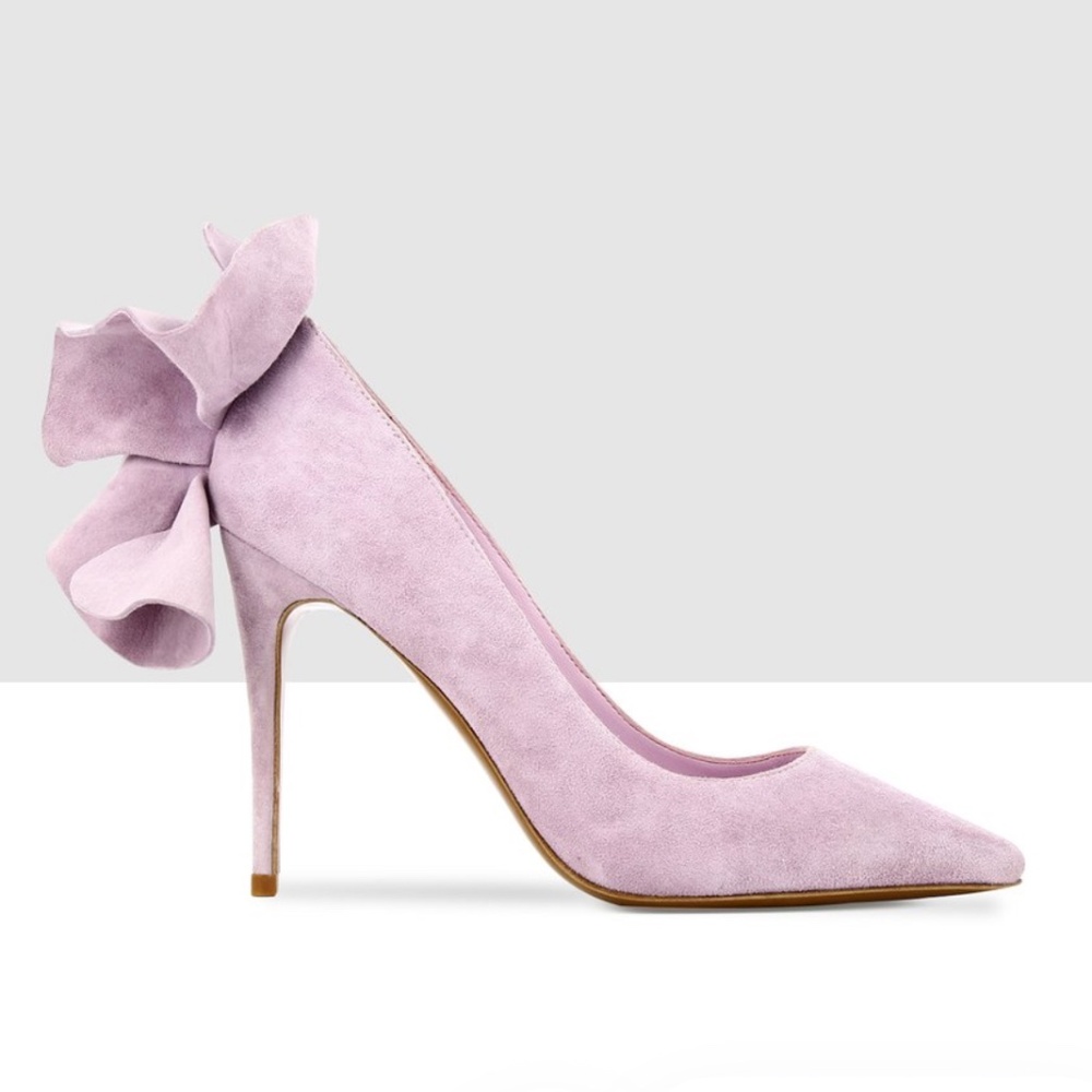 Lauren Marinis Fleur High Heel Pumps in Lilac